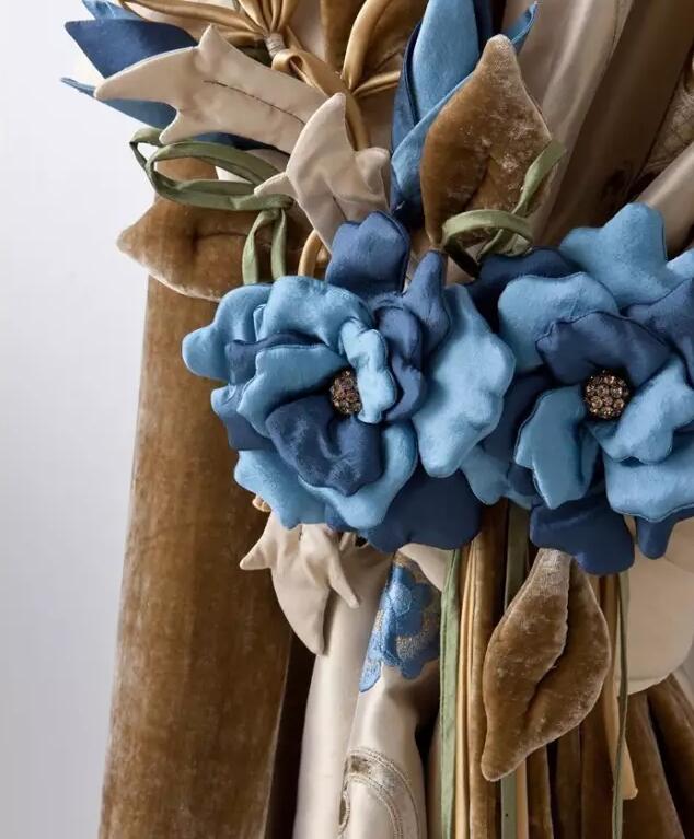 窗帘是家中最温柔的装饰画